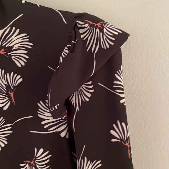 Beautiful patterned blouse - Picture 3 of 4